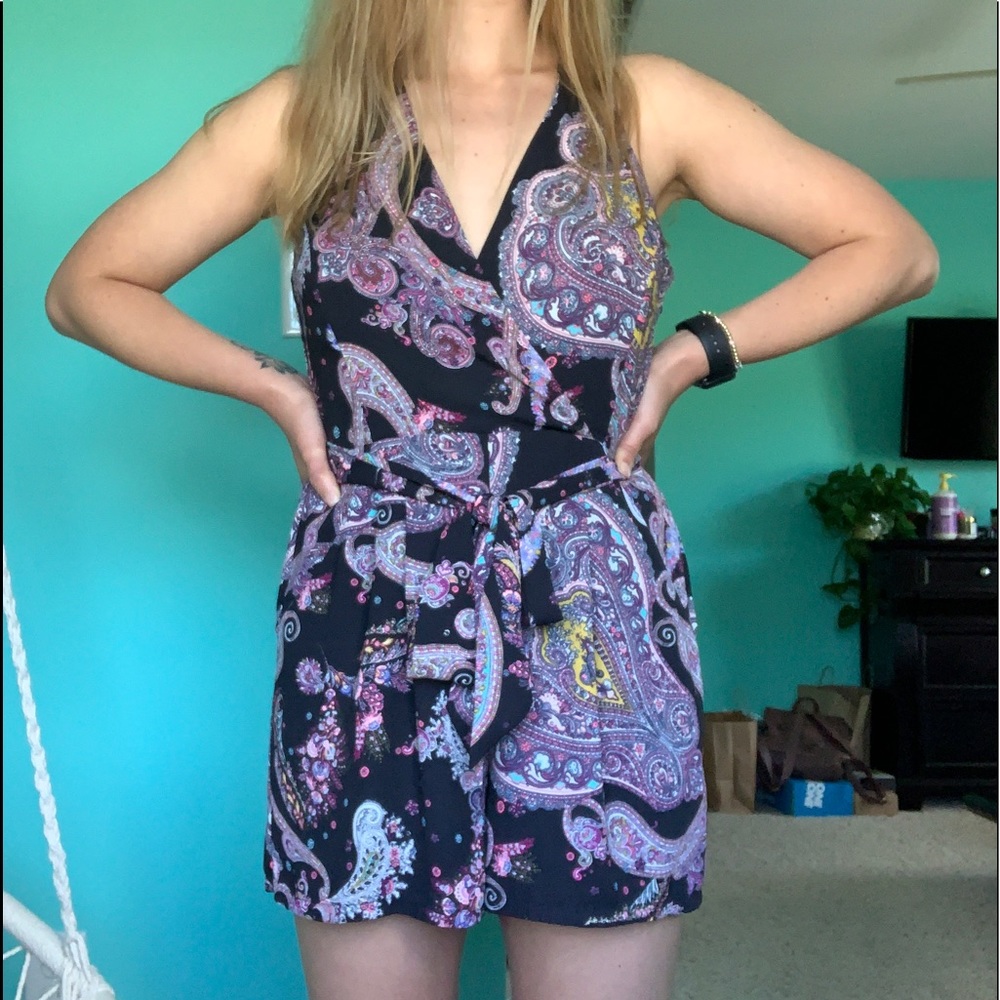 Express Romper - Picture 2 of 3